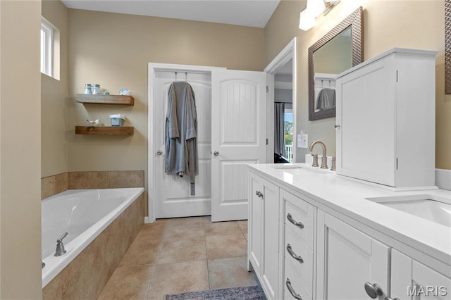 9882 W Vista Dr, Hillsboro, MO 63050 - bathroom featuring double vanity and a garden tub