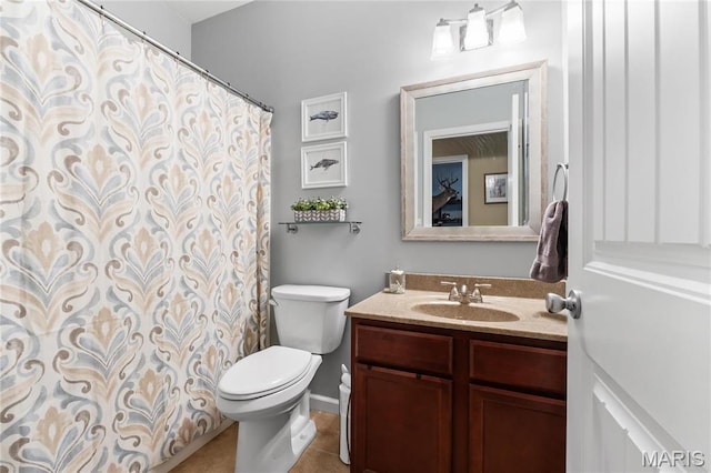 9882 W Vista Dr, Hillsboro, MO 63050 - bathroom featuring vanity, tile patterned floors, and a shower with curtain