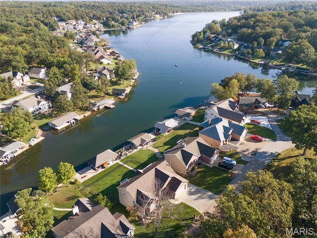 9882 W Vista Dr, Hillsboro, MO 63050 - aerial view of property's location featuring a nearby body of water and nearby suburban area