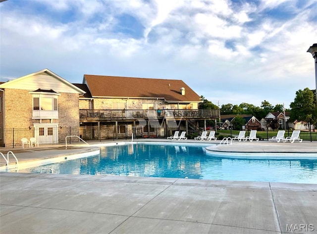 9882 W Vista Dr, Hillsboro, MO 63050 - community pool with a patio