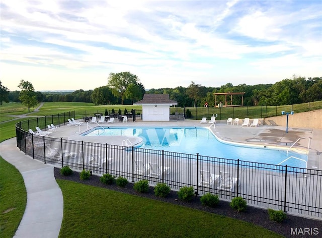 9882 W Vista Dr, Hillsboro, MO 63050 - community pool with a patio area and view of wooded area
