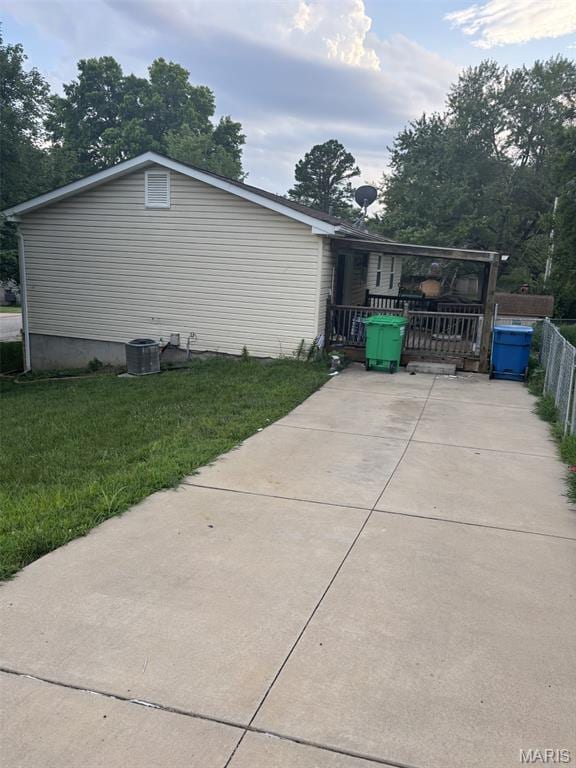 1891 Waybridge Ln, Fenton, MO 63026 - photo 3