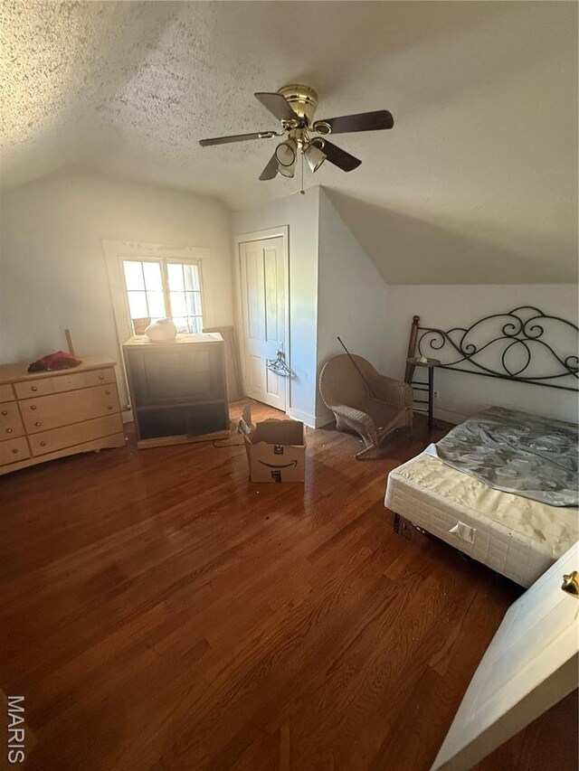 1215 E 6th St, Alton, IL 62002