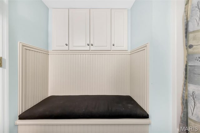 16517 Lancaster Estates Dr, Grover, MO 63040 - detailed view of wainscoting