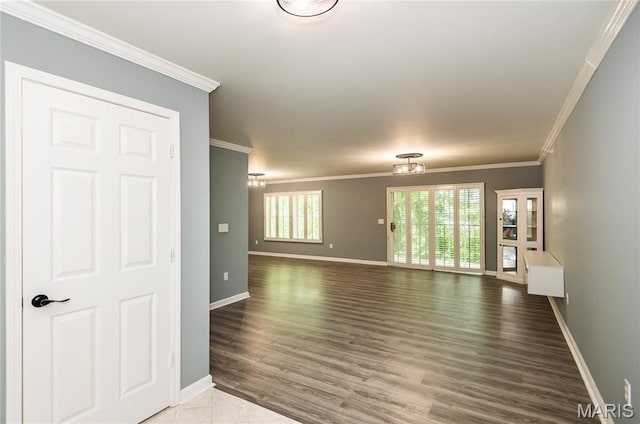 3624 Colonia Pl Unit B, Saint Louis, MO 63125 - unfurnished room featuring crown molding, a chandelier, and wood finished floors