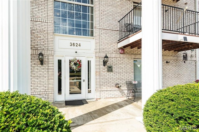 3624 Colonia Pl Unit B, Saint Louis, MO 63125 - property entrance featuring brick siding