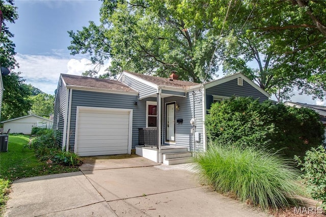 941 Douglas St, Alton, IL 62002 - photo 1