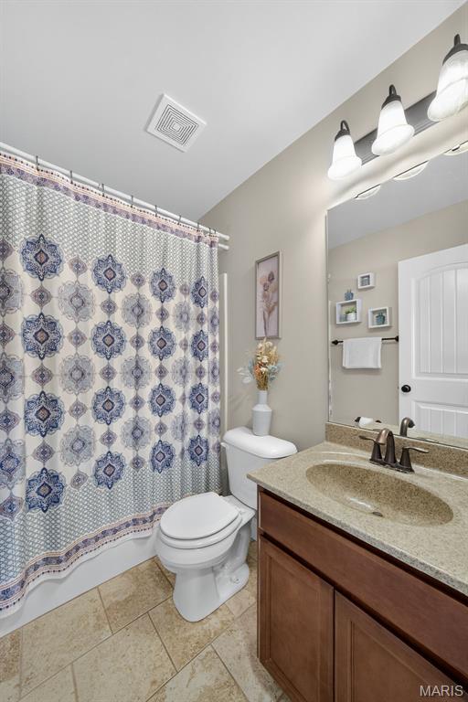 136 Liberty Grove Dr, Wentzville, MO 63385 - photo 23