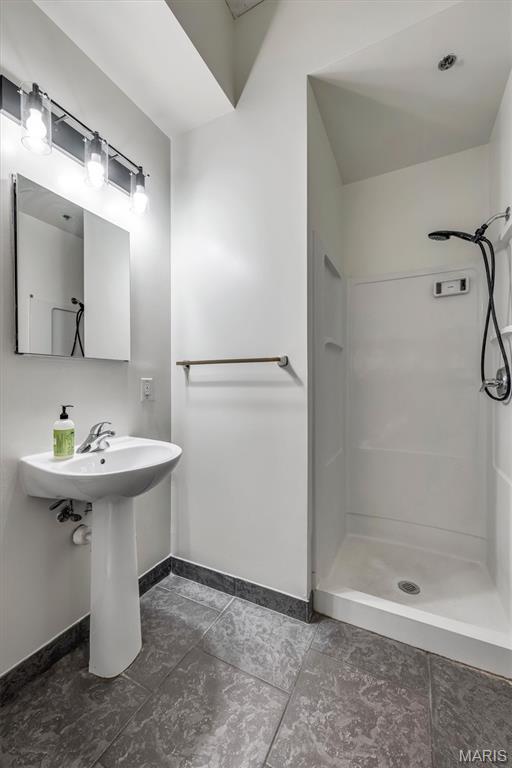 2020 Washington Ave Unit 307, Saint Louis, MO 63103 - photo 33