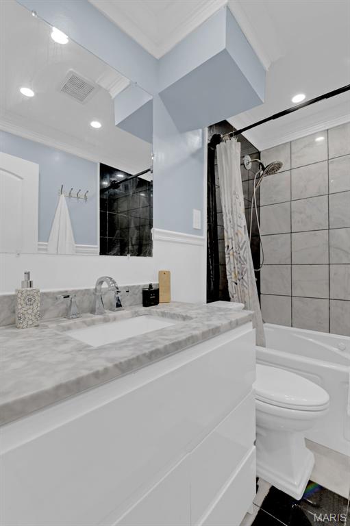 4347 Chateau De Ville Dr Unit D, Saint Louis, MO 63129 - photo 14