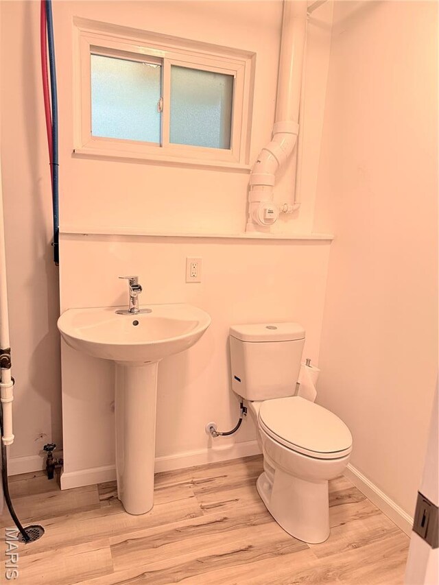 716 Nancy Pl, Ferguson, MO 63135