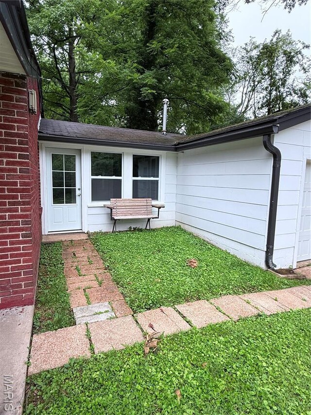 716 Nancy Pl, Ferguson, MO 63135