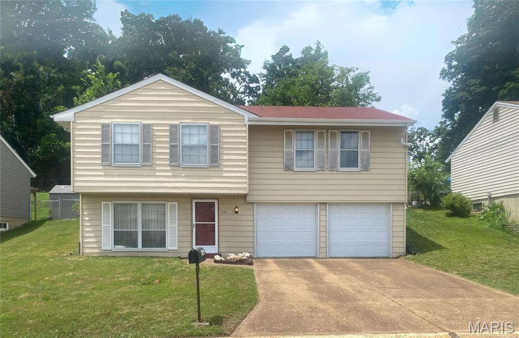 2561 Somerville Dr, High Ridge, MO 63049 - photo 1