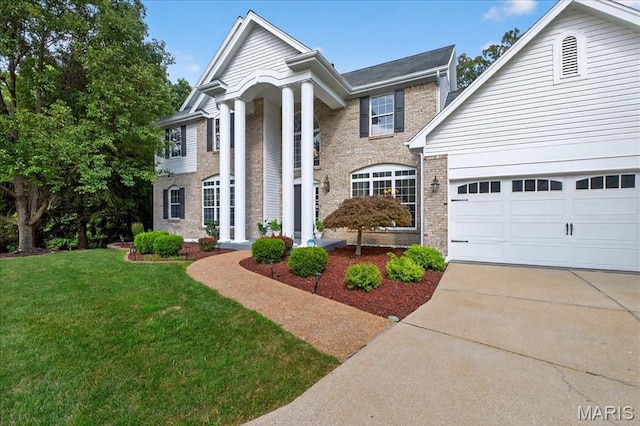 17600 Gardenview Manor Cir, Wildwood, MO 63038 - photo 2