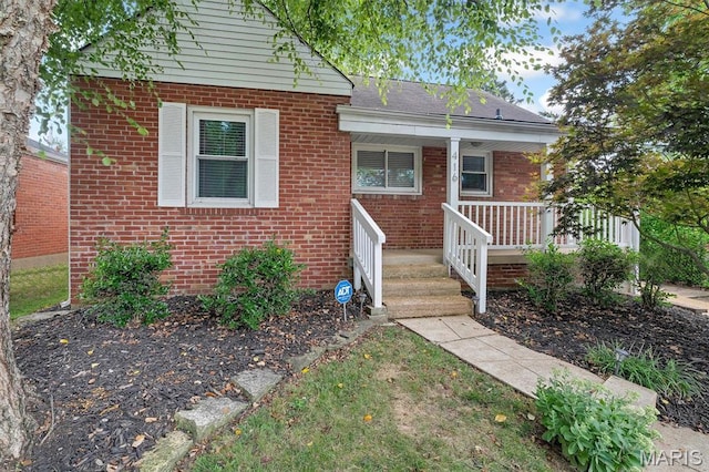 416 Hazelgreen Dr, Webster Groves, MO 63119 - photo 1