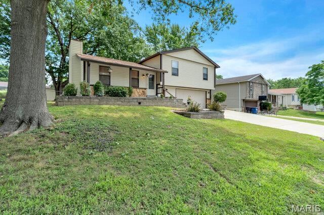 532 Chele Dr, Saint Charles, MO 63304 - photo 4