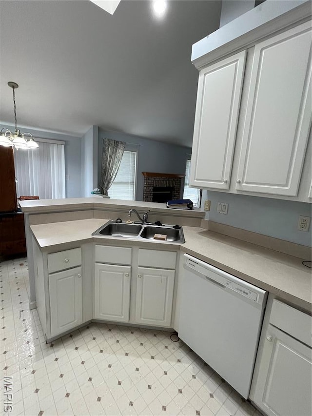 40 Huntgate Dr, Saint Peters, MO 63376 - photo 11