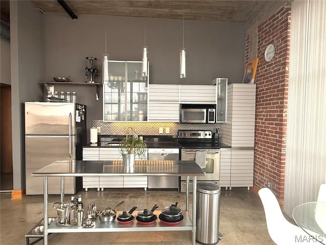 2201 Locust St Unit 402, Saint Louis, MO 63103 - photo 5
