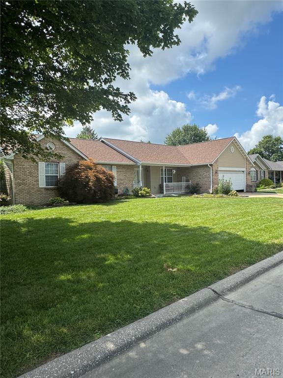 300 Kingsbury Ct, Highland, IL 62249 - photo 31