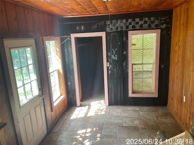 514 O Dell Ave, Richland, MO 65556 - foyer entrance with stone finish floors, wooden ceiling, and wood walls