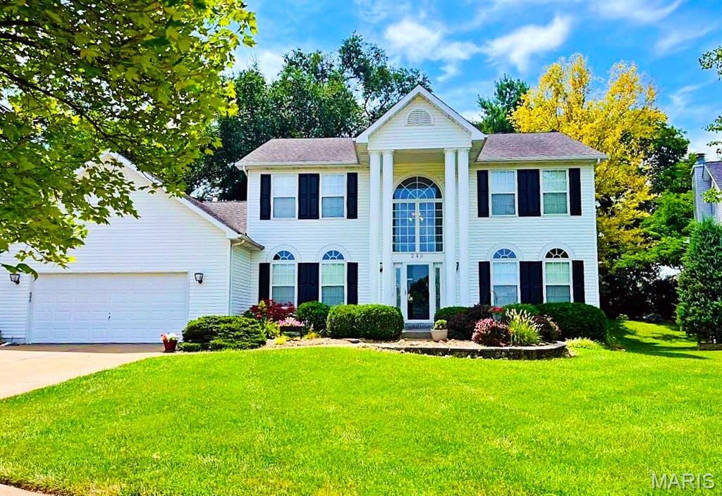 249 E Governor Pl, Saint Charles, MO 63301 - photo 1