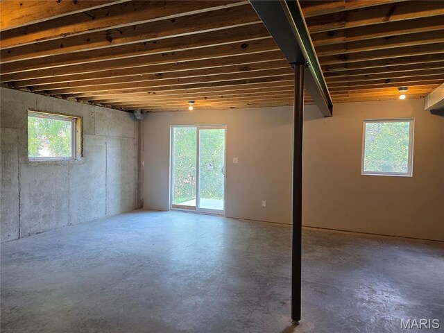 10107 Niblic Dr, Overland, MO 63114 - photo 29