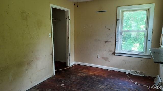 628 N Division St, Bonne Terre, MO 63628 - unfurnished bedroom featuring wood finished floors and baseboards