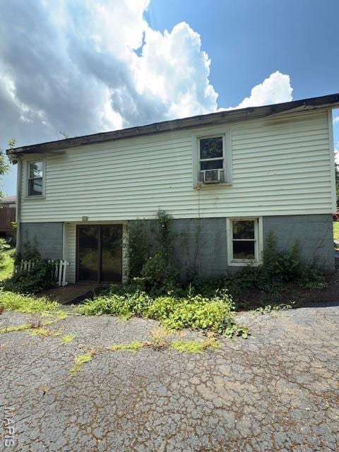 628 N Division St, Bonne Terre, MO 63628 - view of side of home