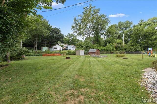 2211 Cherry Ln, Saint Charles, MO 63301 - photo 26