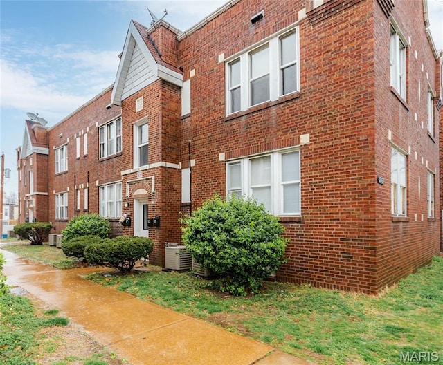 4219 Ellenwood Ave, Saint Louis, MO 63116 - photo 1