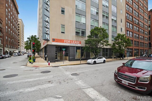 1010 Saint Charles St Unit 503, Saint Louis, MO 63101 - photo 41