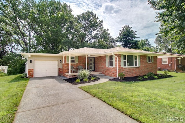 5103 Staten Dr, Godfrey, IL 62035 - photo 1