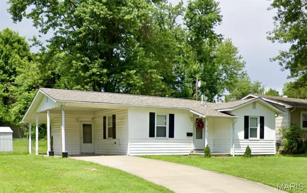 2512 Masters Dr, Cape Girardeau, MO 63701 - photo 1