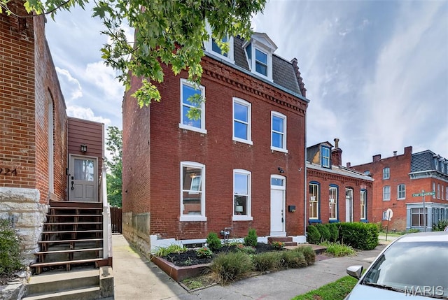 2928 Mcnair Ave, Saint Louis, MO 63118 - photo 2