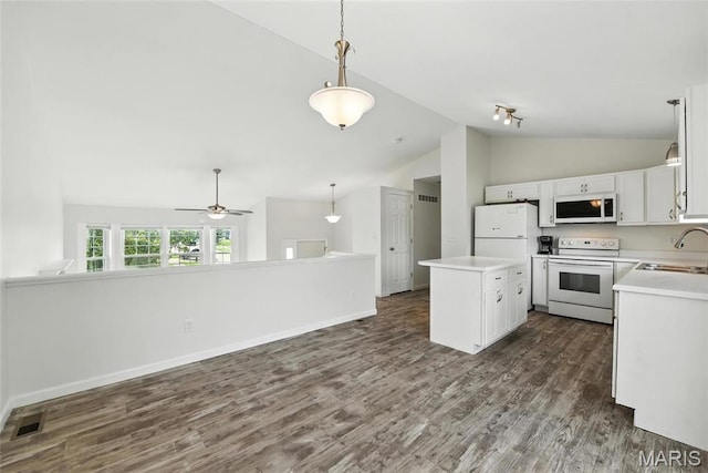 14459 Williamsburg Manor Dr, Florissant, MO 63034 - photo 4