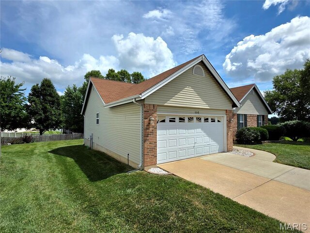137 Black Lantern Trl, Saint Peters, MO 63376 - photo 2