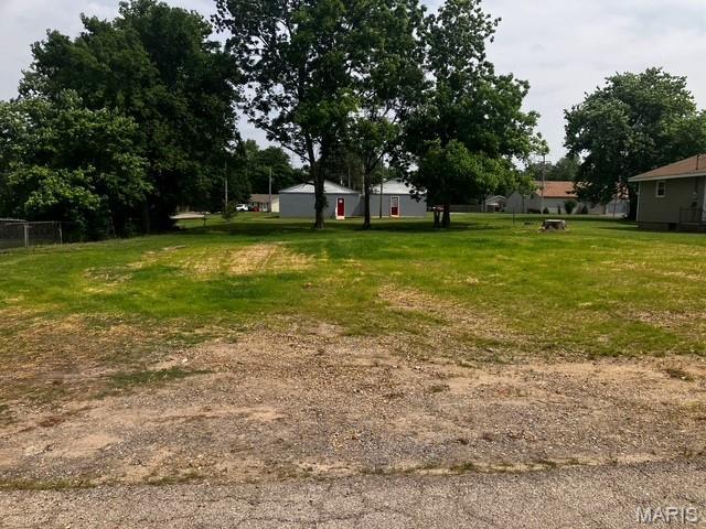212 Dye St, Sikeston, MO 63801 - photo 3