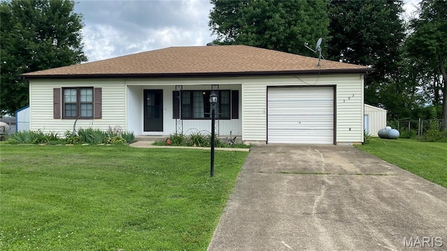303 N Belle Ave, Belle, MO 65013 - photo 1