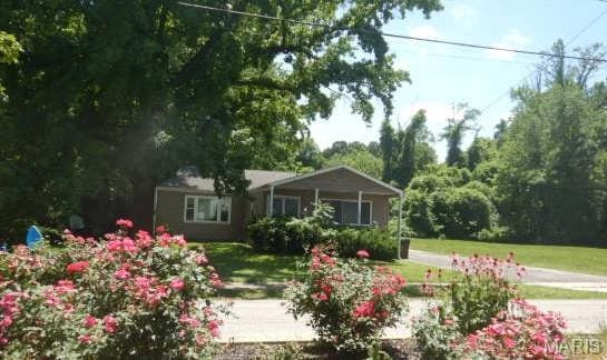 334 Suburban Ave, Saint Louis, MO 63135 - photo 1