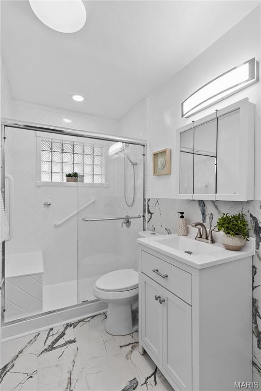 8627 Belcrest Ln, Saint Louis, MO 63114 - photo 8
