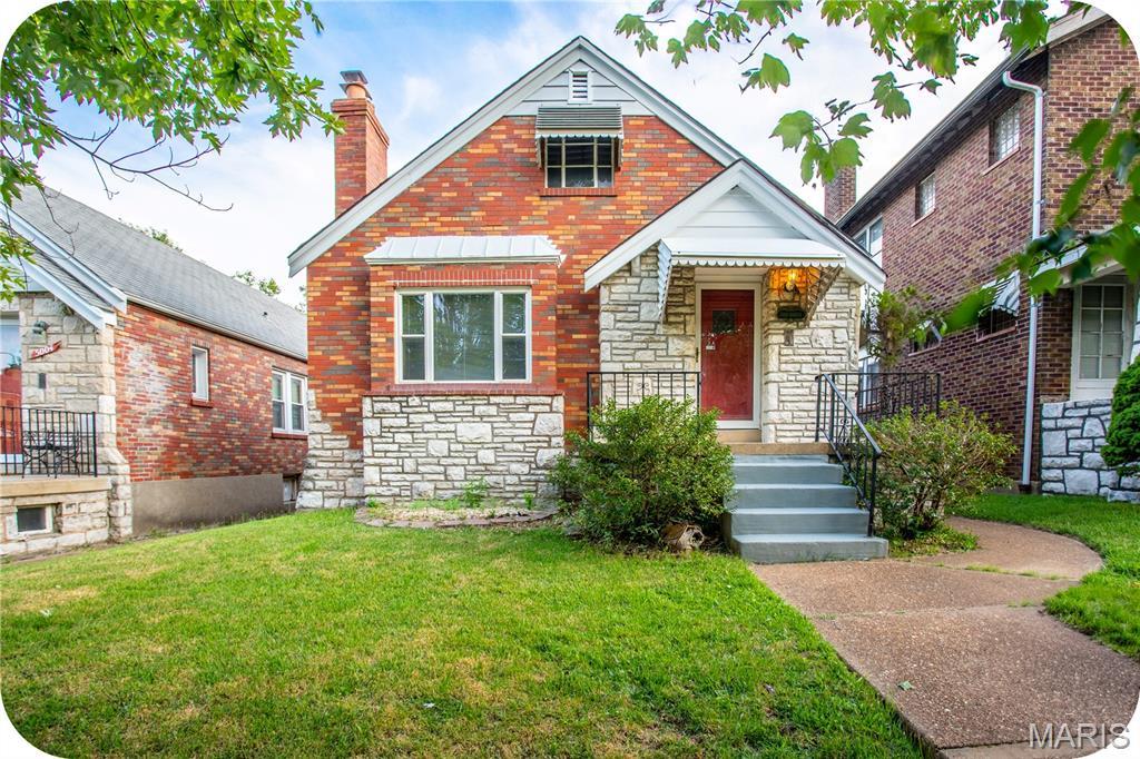 5006 Parker Ave, Saint Louis, MO 63139 - photo 1