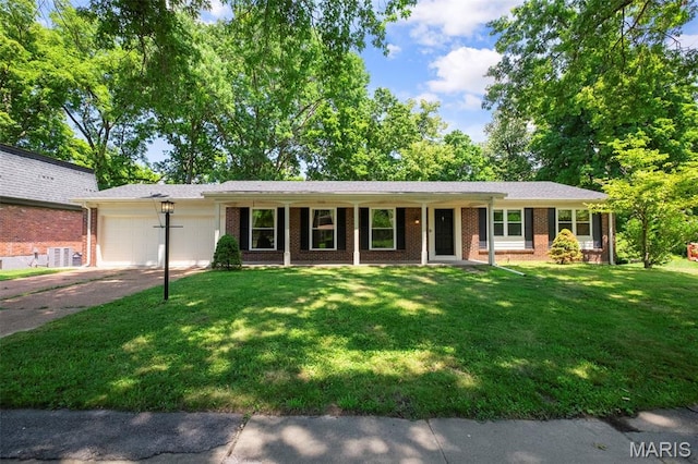 13104 Fourposter Ct, Saint Louis, MO 63146 - photo 1