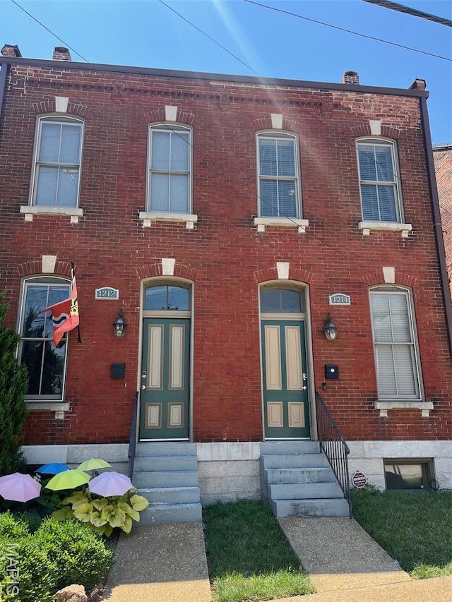 1214 Lynch St, Saint Louis, MO 63118 - photo 1