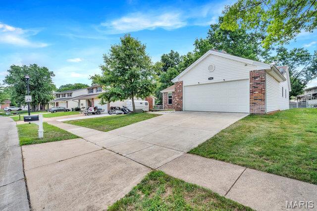 532 May Valley Dr, Fenton, MO 63026 - photo 7