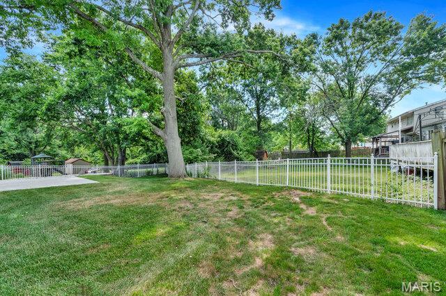 532 May Valley Dr, Fenton, MO 63026 - photo 32