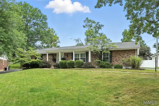 419 Trail Grove Ct, Ballwin, MO 63011 - photo 1