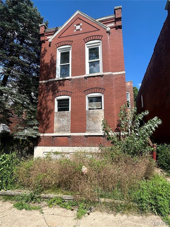3734 Minnesota Ave, Saint Louis, MO 63118 - photo 1