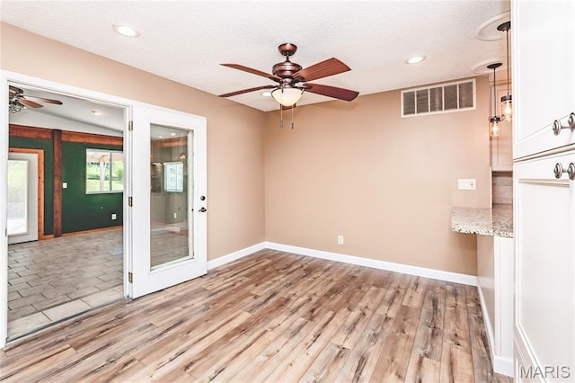 5718 Wildbrook Dr, Saint Louis, MO 63129 - photo 16