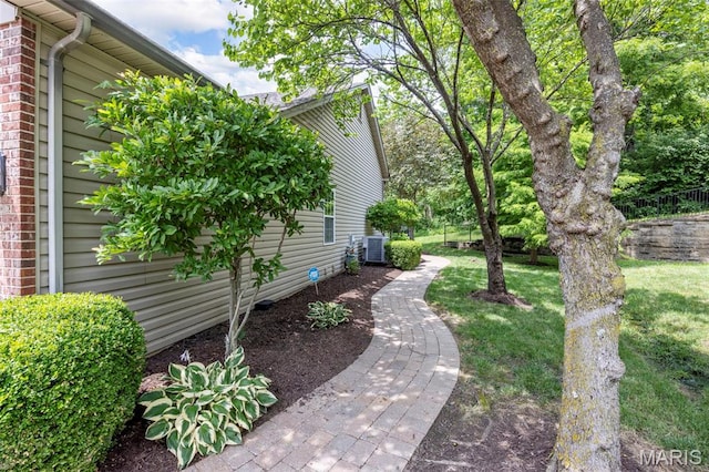95 Charbonier Bluffs Dr, Florissant, MO 63031 - photo 5