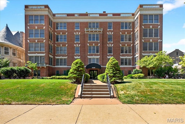 4540 Lindell Blvd Unit 102, Saint Louis, MO 63108 - photo 2